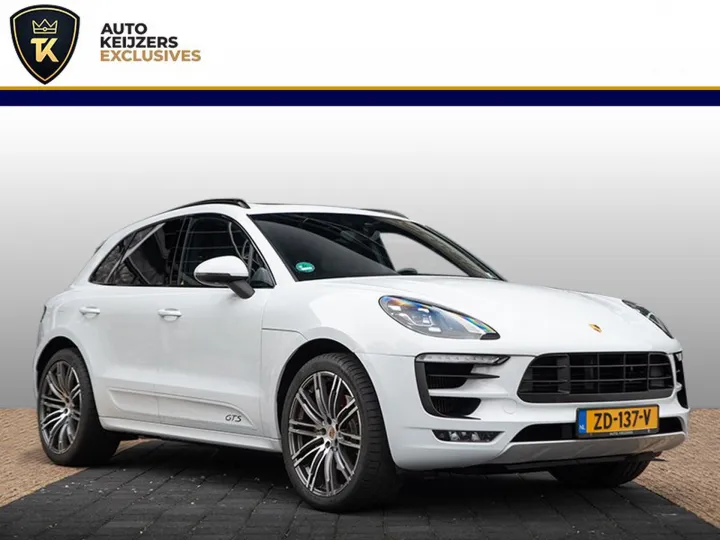 Porsche Macan 3.0 GTS  Image 1